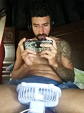 Alexsexygamer online show from December 4, 4:33 am