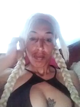 catrina love online show from September 22, 10:23 pm