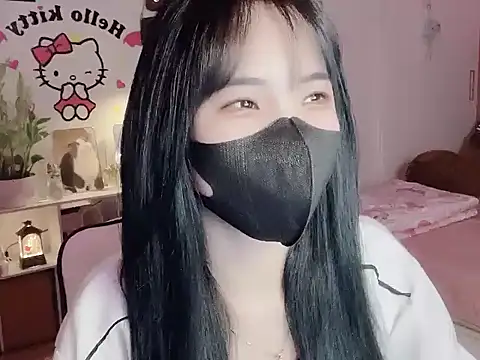 keelinnn19 online show from February 4, 6:47 pm