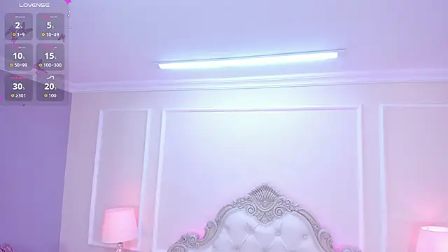 Snapshot of AmyBlackwood chatting on September 27, 7:41 pm AmyBlackwood online show from September 27, 7:41 pm