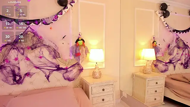 Snapshot of AmyBlackwood chatting on October 29, 7:48 pm AmyBlackwood online show from October 29, 7:48 pm