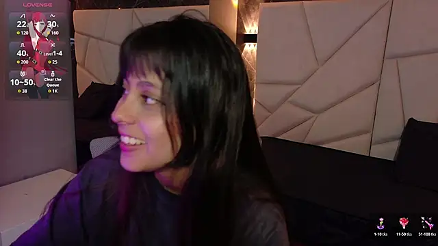 sophiaa 7 online show from November 7, 11:21 am