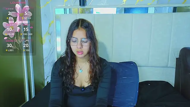 angeles azul online show from May 29, 4:05 pm
