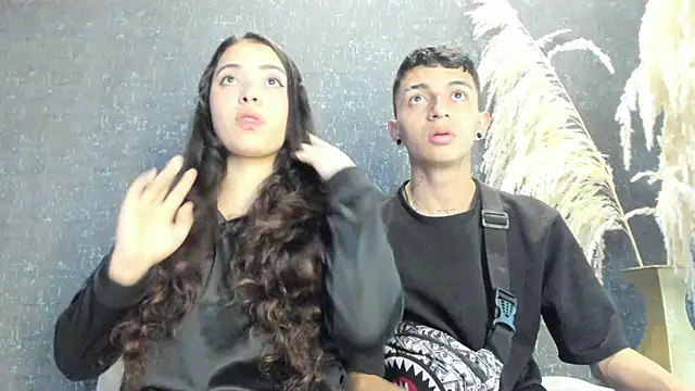 NickandAbby  online show from January 8, 8:44 pm