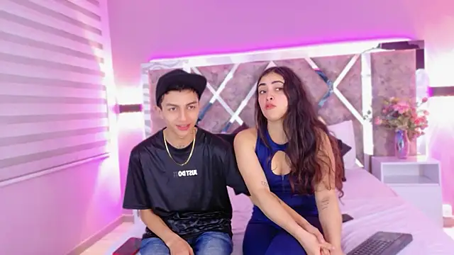 NickandAbby  online show from June 9, 8:20 pm
