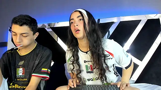 NickandAbby  online show from June 16, 7:27 pm