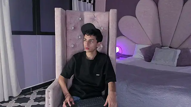 NickandAbby  online show from July 30, 3:49 am