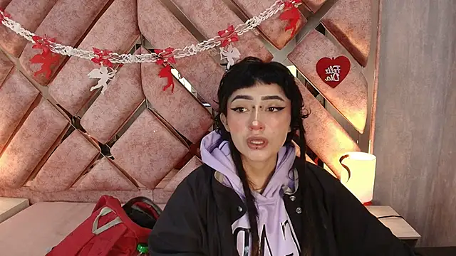 Snapshot of Babyyrasta666 chatting on September 11, 2:44 am Babyyrasta666 online show from September 11, 2:44 am