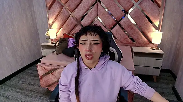 Snapshot of Babyyrasta666 chatting on November 12, 3:18 am Babyyrasta666 online show from November 12, 3:18 am