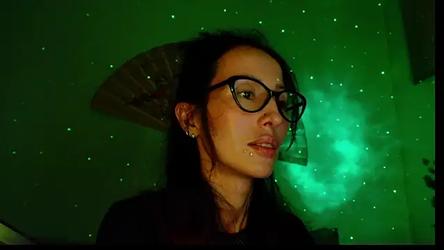 KiotoShine online show from November 4, 6:51 pm