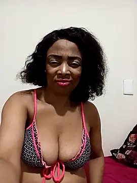 Snapshot of SEXYMOANSXX chatting on October 29, 5:58 pm SEXYMOANSXX online show from October 29, 5:58 pm