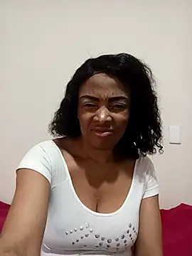 Snapshot of SEXYMOANSXX chatting on November 11, 11:10 am SEXYMOANSXX online show from November 11, 11:10 am