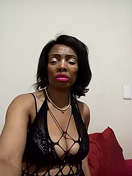 Snapshot of SEXYMOANSXX chatting on November 27, 9:17 pm SEXYMOANSXX online show from November 27, 9:17 pm