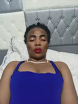 SEXYMOANSXX online show from July 21, 11:40 pm