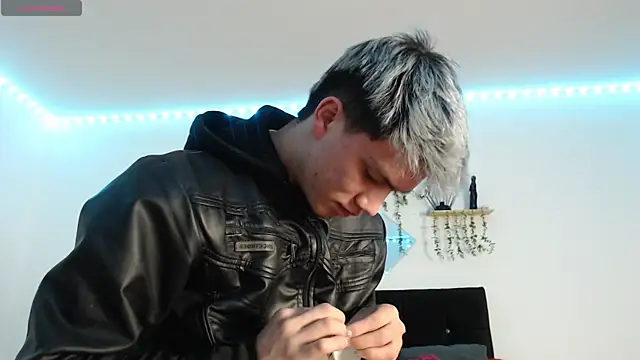 nicktorn online show from May 22, 2:01 pm