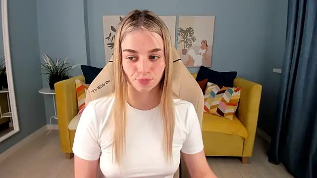 SweetyLicky online show from October 16, 4:08 pm