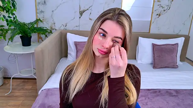 SweetyLicky online show from March 3, 3:29 pm