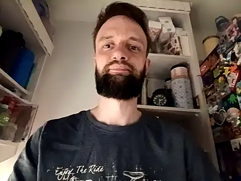 Donowan86 online show from March 19, 1:42 am