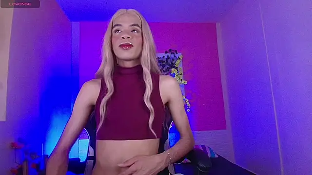 Snapshot of Katy_bratz_ chatting on November 19, 3:06 am Katy bratz online show from November 19, 3:06 am