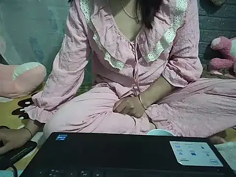 Snapshot of Xue_weng chatting on March 8, 11:52 pm Xue weng online show from March 8, 11:52 pm