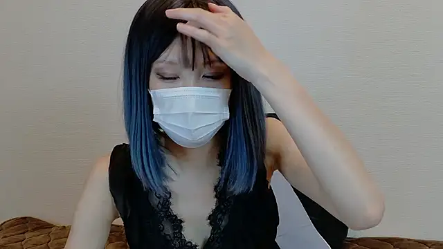 sarina at online show from November 29, 7:33 am