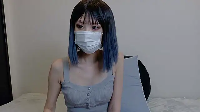 Snapshot of sarina_at chatting on June 14, 9:22 am sarina at online show from June 14, 9:22 am