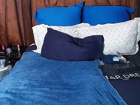 BOUNCINGASSX online show from July 5, 3:02 am