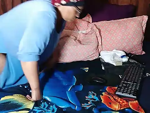 BOUNCINGASSX online show from July 29, 9:02 pm