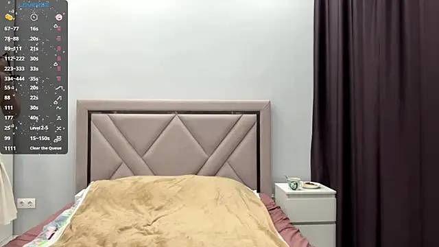 Wow Akemi online show from October 21, 8:04 am