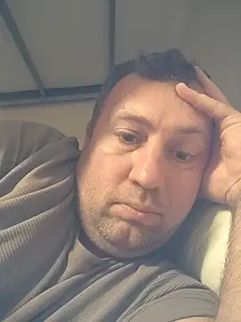 Snapshot of Batuhan3563 chatting on November 18, 4:44 pm Batuhan3563 online show from November 18, 4:44 pm