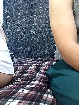 Snapshot of hot-twin chatting on November 6, 12:39 pm hot-twin online show from November 6, 12:39 pm