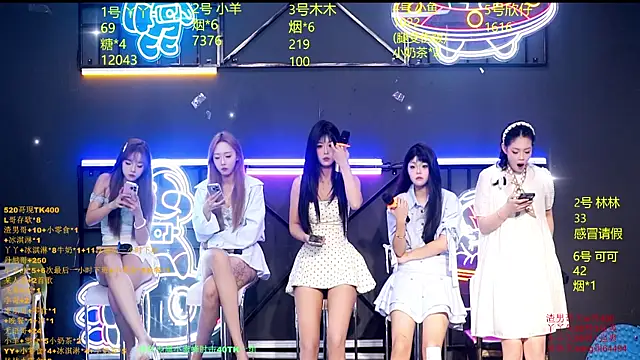 EYgirl222 online show from September 9, 8:03 am