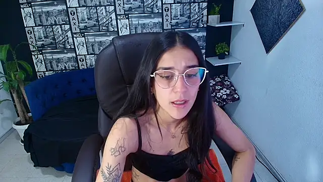 DanielaMonroe online show from December 15, 8:46 pm