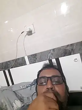 Hot-boy077 online show from March 2, 7:15 am