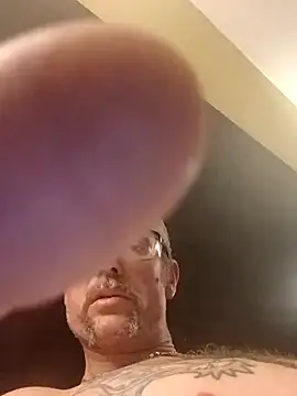 Billyschxh online show from November 1, 5:20 am