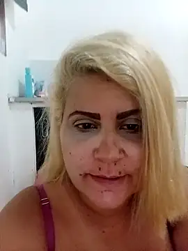 Snapshot of flavinhasensual chatting on November 24, 5:51 am flavinhasensual online show from November 24, 5:51 am