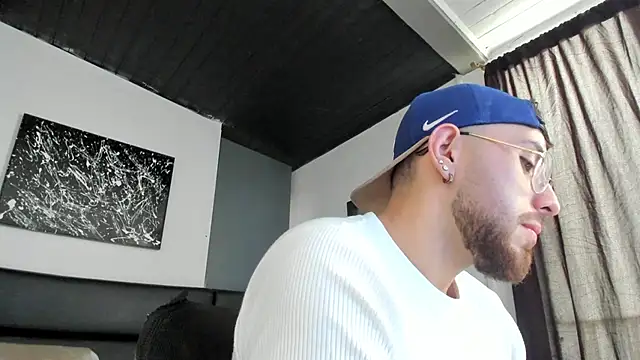 Snapshot of Maximo_Wolff chatting on September 17, 8:10 pm Maximo Wolff online show from September 17, 8:10 pm