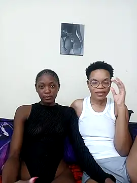 Snapshot of Miss-Hennessy chatting on April 10, 2:55 pm Miss-Hennessy online show from April 10, 2:55 pm
