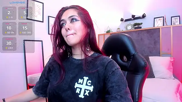 Azurra amatto2 online show from July 9, 9:08 pm