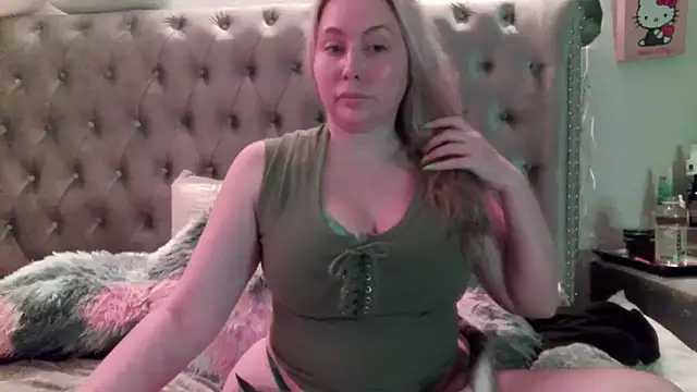 BigBoobsBlair online show from October 8, 1:25 am