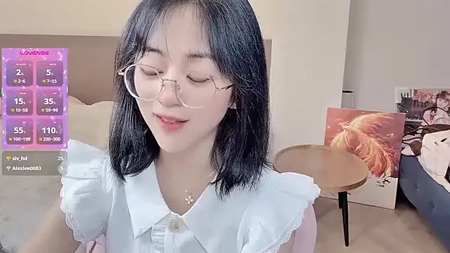 Snapshot of nini_a chatting on March 21, 4:39 am nini a online show from March 21, 4:39 am