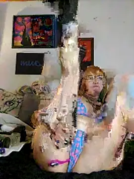 Snapshot of Lilith_LeStrange666 chatting on November 20, 7:41 am Lilith LeStrange666 online show from November 20, 7:41 am