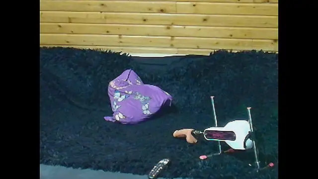 Snapshot of Anais_Mariaa chatting on November 4, 7:46 pm Anais Mariaa online show from November 4, 7:46 pm