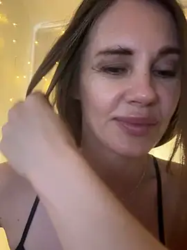 LucieMack online show from June 23, 5:49 am
