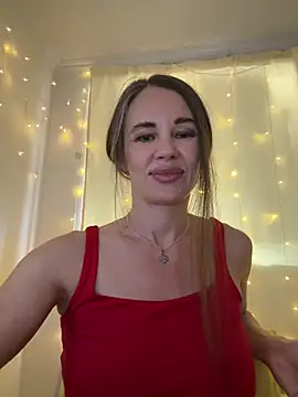 LucieMack online show from July 7, 12:20 pm