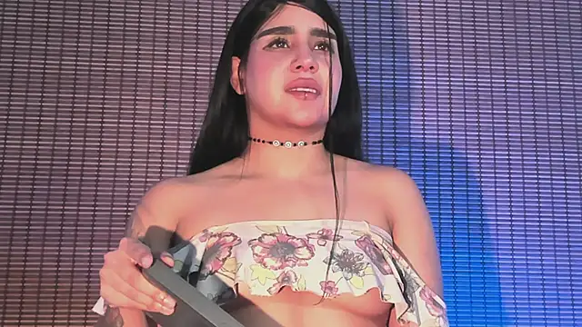 Snapshot of musa_moore chatting on November 2, 4:37 am musa moore online show from November 2, 4:37 am