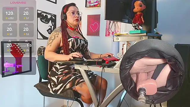 leidydi223 online show from July 2, 9:54 pm