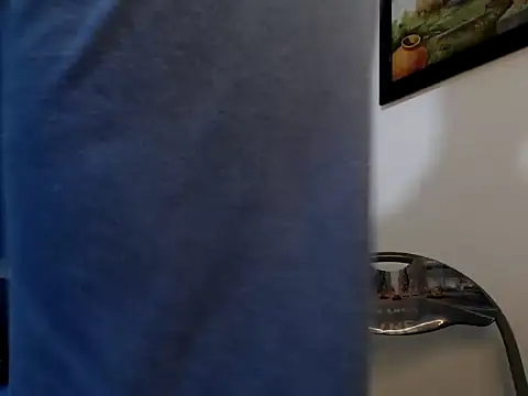 Snapshot of ElCaballeroNegro24 chatting on October 31, 2:12 am ElCaballeroNegro24 online show from October 31, 2:12 am