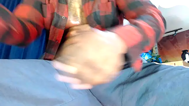 Snapshot of ElCaballeroNegro24 chatting on December 20, 2:51 am ElCaballeroNegro24 online show from December 20, 2:51 am