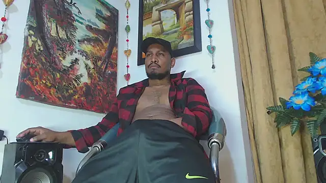 Snapshot of ElCaballeroNegro24 chatting on January 10, 12:23 am ElCaballeroNegro24 online show from January 10, 12:23 am